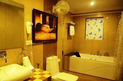 Royal Mirage Hotel Goa Екстериор снимка